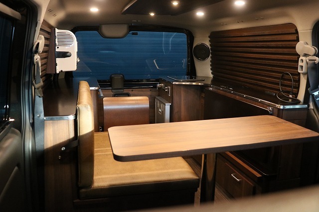 キャンピングカーバンコン