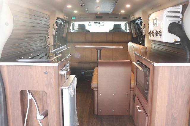 キャンピングカーバンコン