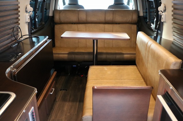 キャンピングカーバンコン