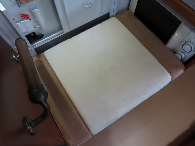 キャンピングカーキャブコン