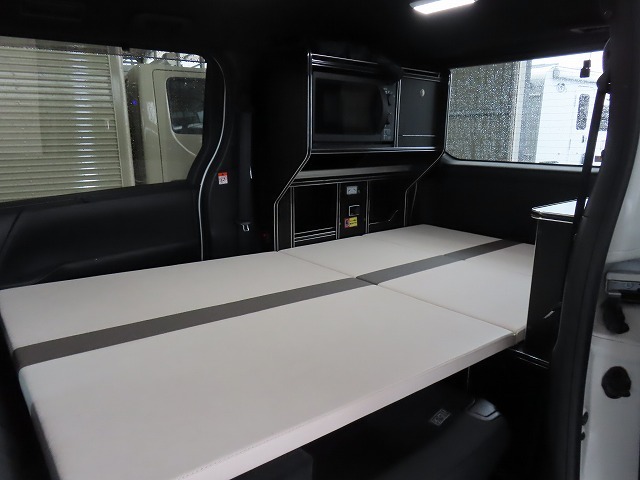 キャンピングカーバンコン