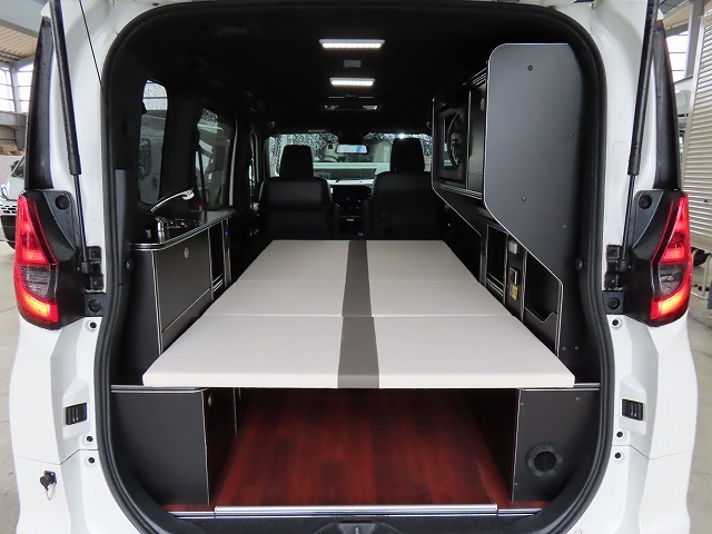 キャンピングカーバンコン