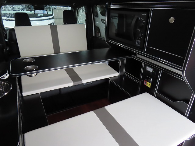 キャンピングカーバンコン