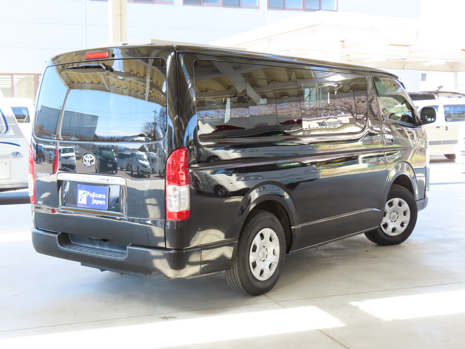 キャンピングカーバンコン