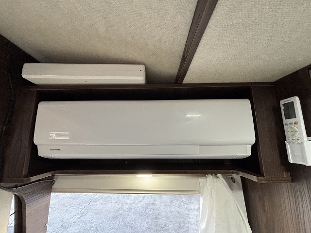 キャンピングカーキャブコン