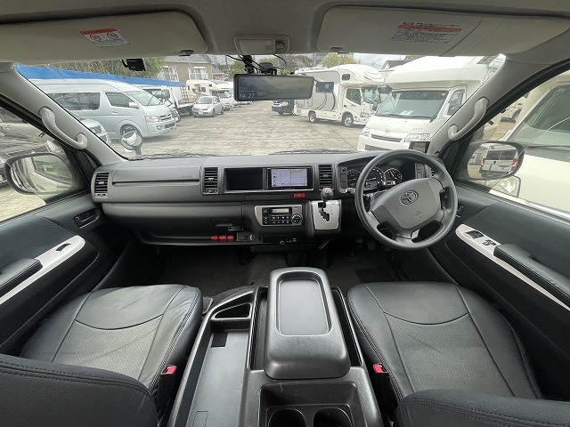 キャンピングカーバンコン