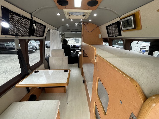 キャンピングカーバンコン