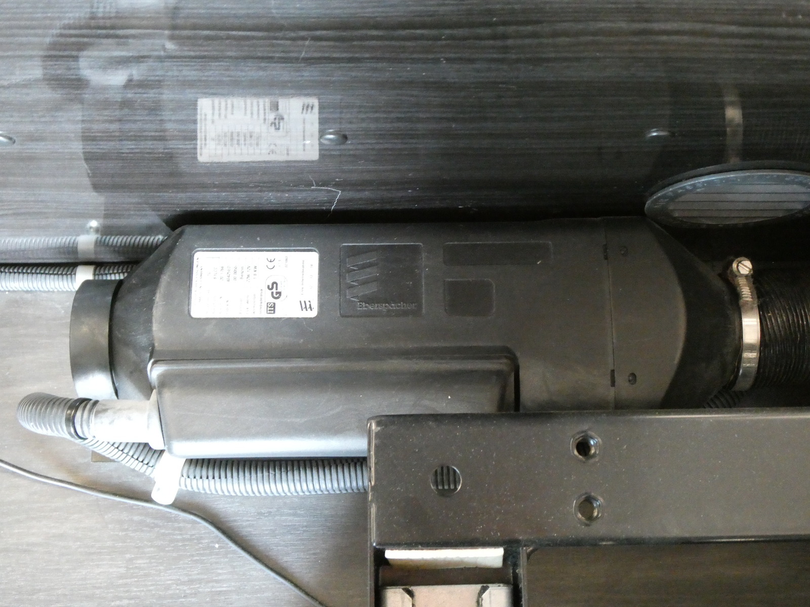 キャンピングカーバンコン