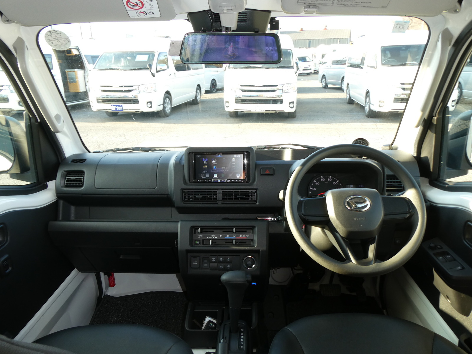 キャンピングカー軽キャンパー