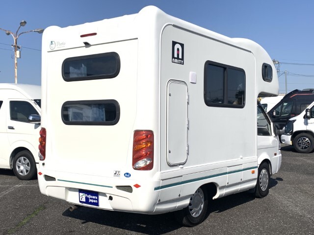 キャンピングカーキャブコン