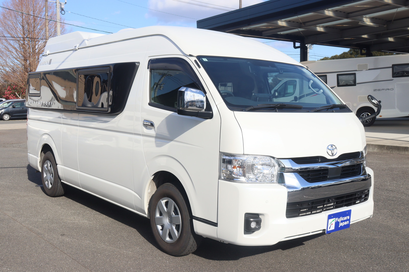 キャンピングカーバンコン