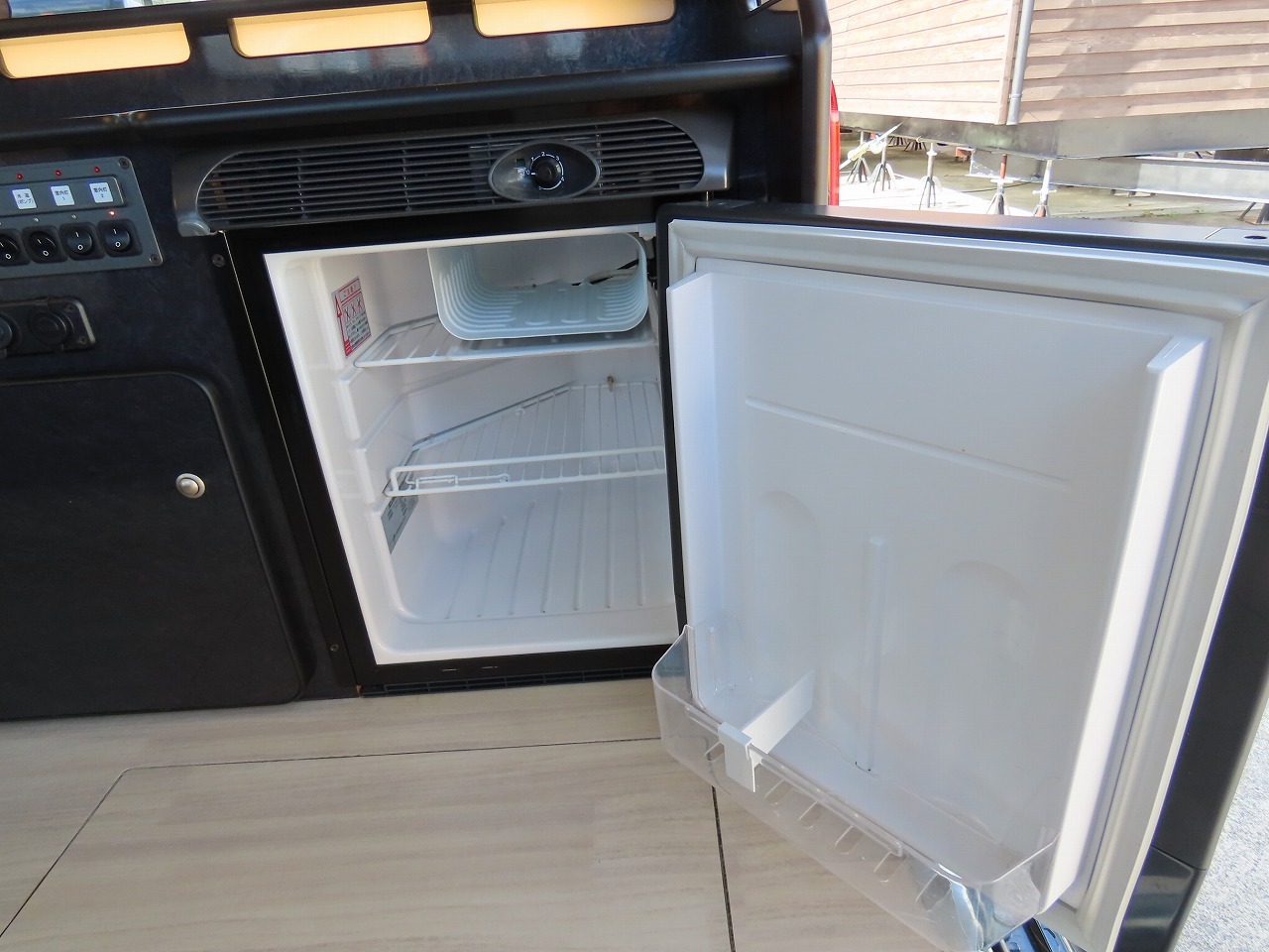 キャンピングカーバンコン