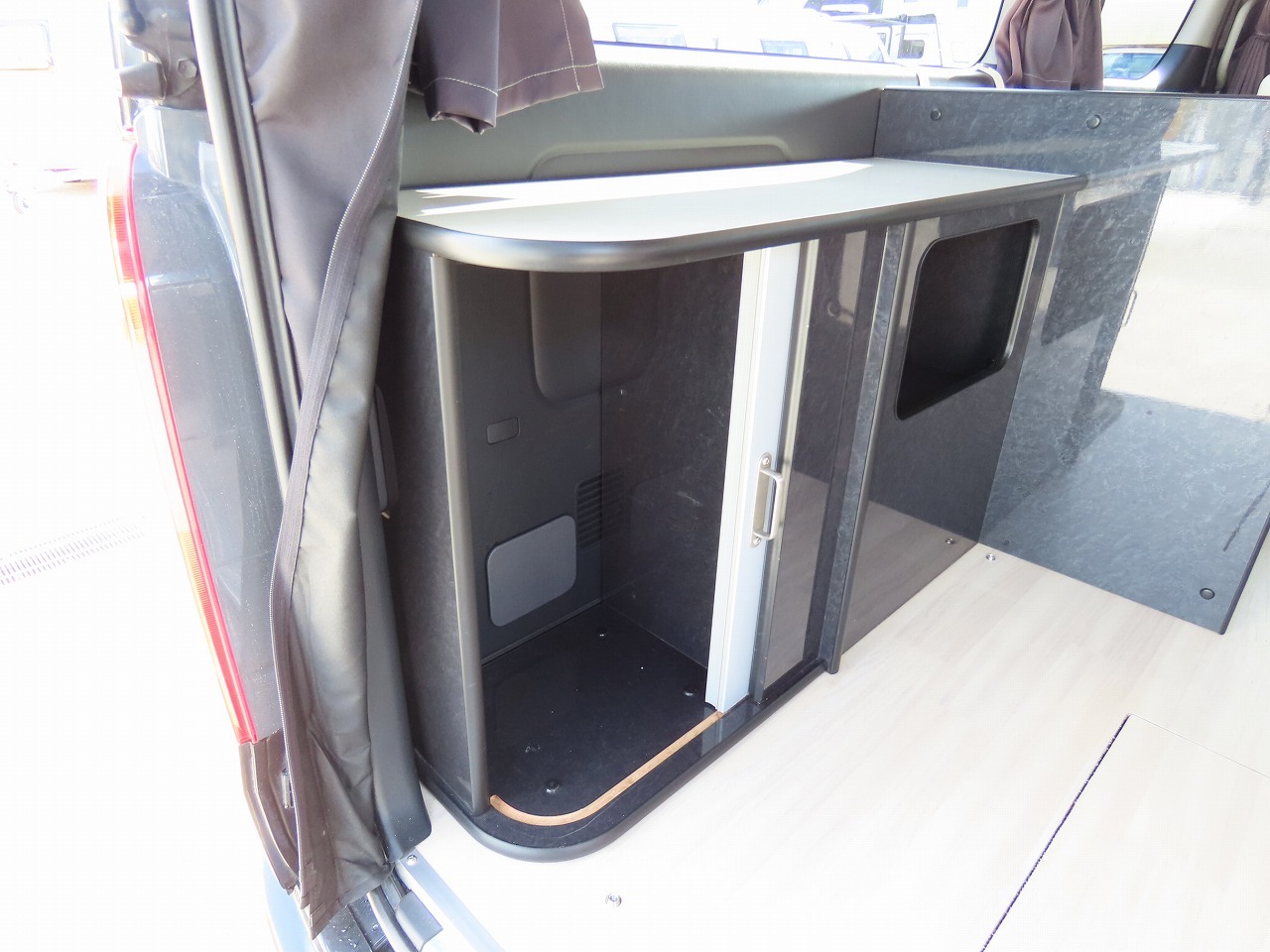 キャンピングカーバンコン