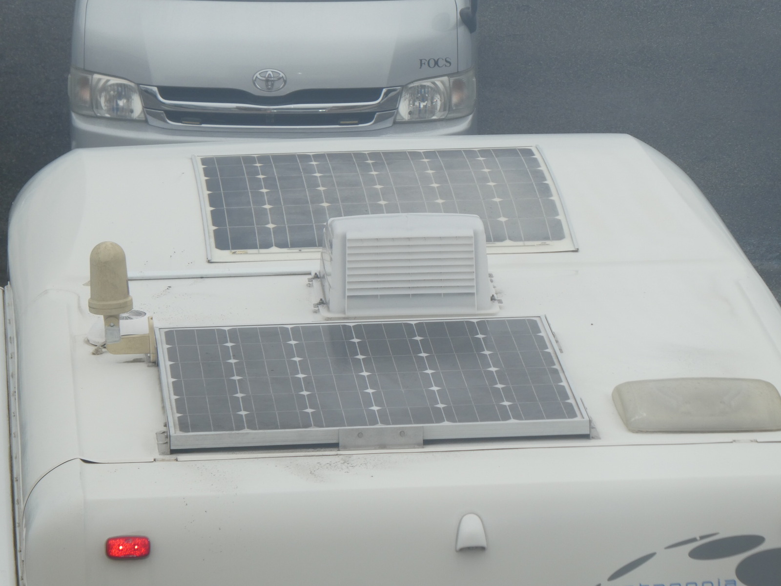 キャンピングカーキャブコン