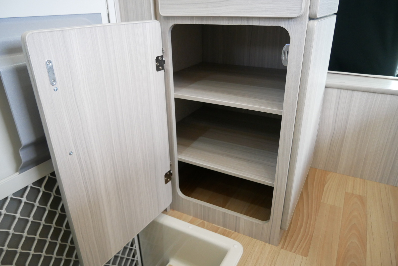 キャンピングカーキャブコン