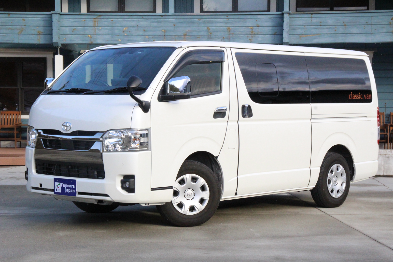 キャンピングカーバンコン