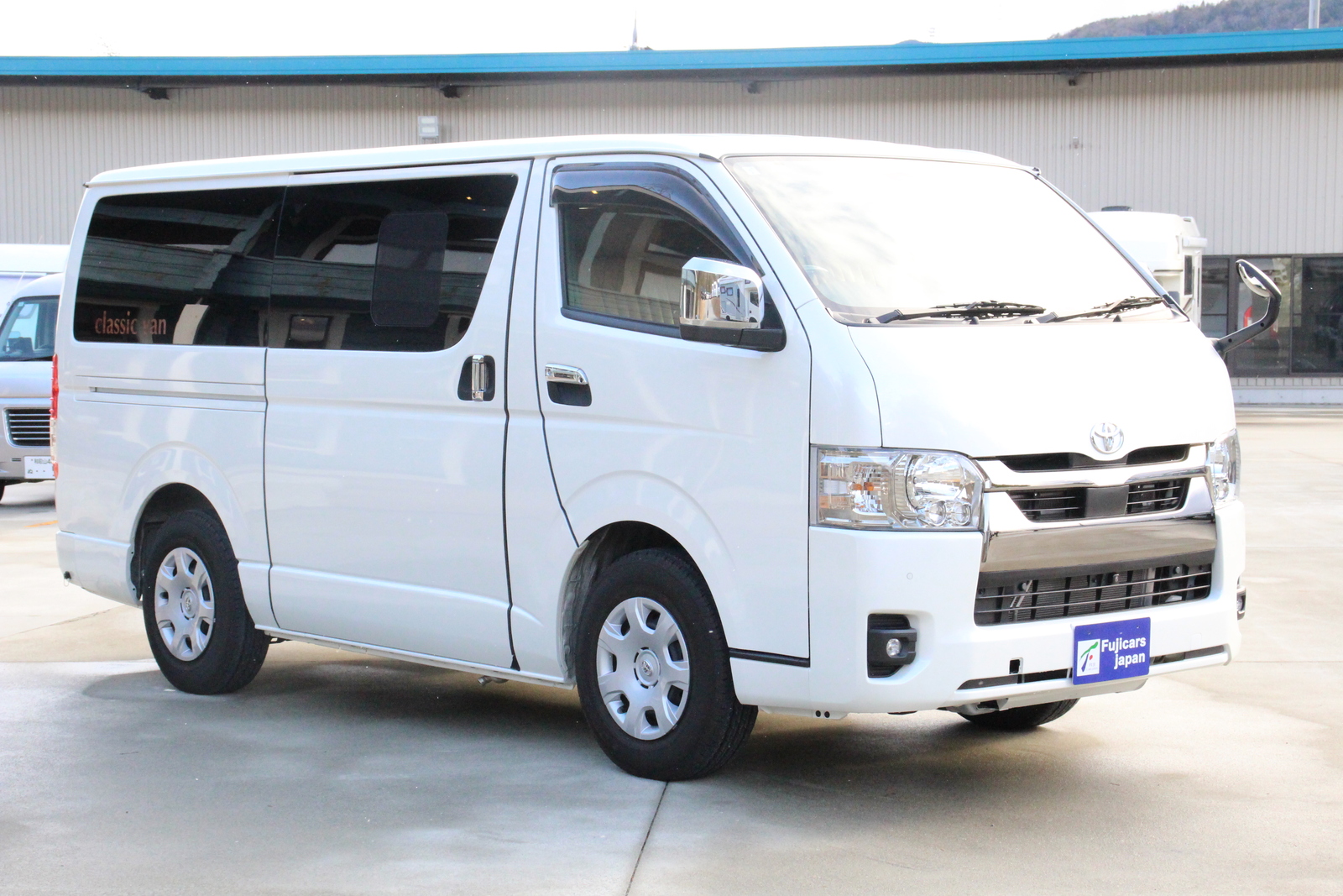 キャンピングカーバンコン