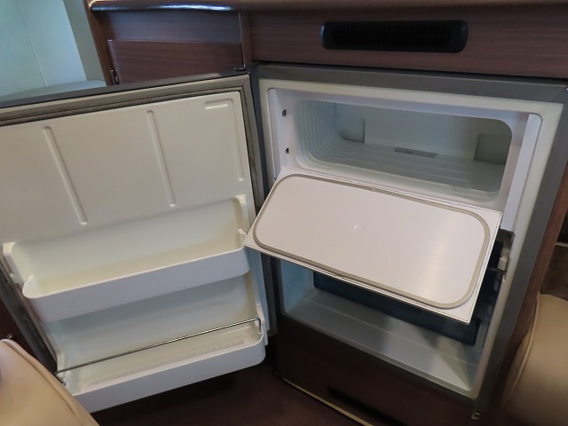 キャンピングカーキャブコン