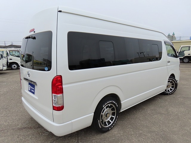 キャンピングカーバンコン