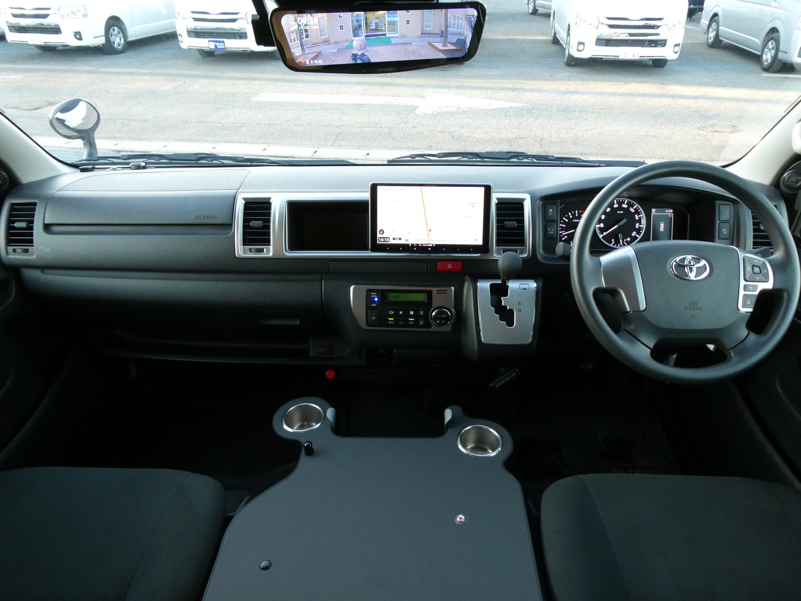 キャンピングカーバンコン