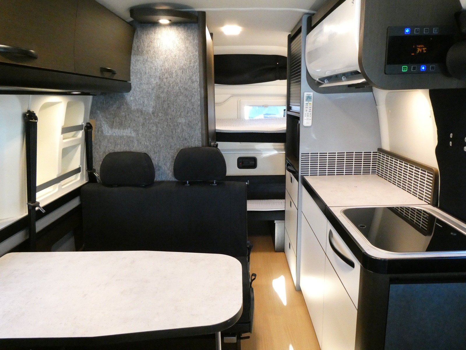 キャンピングカーバンコン