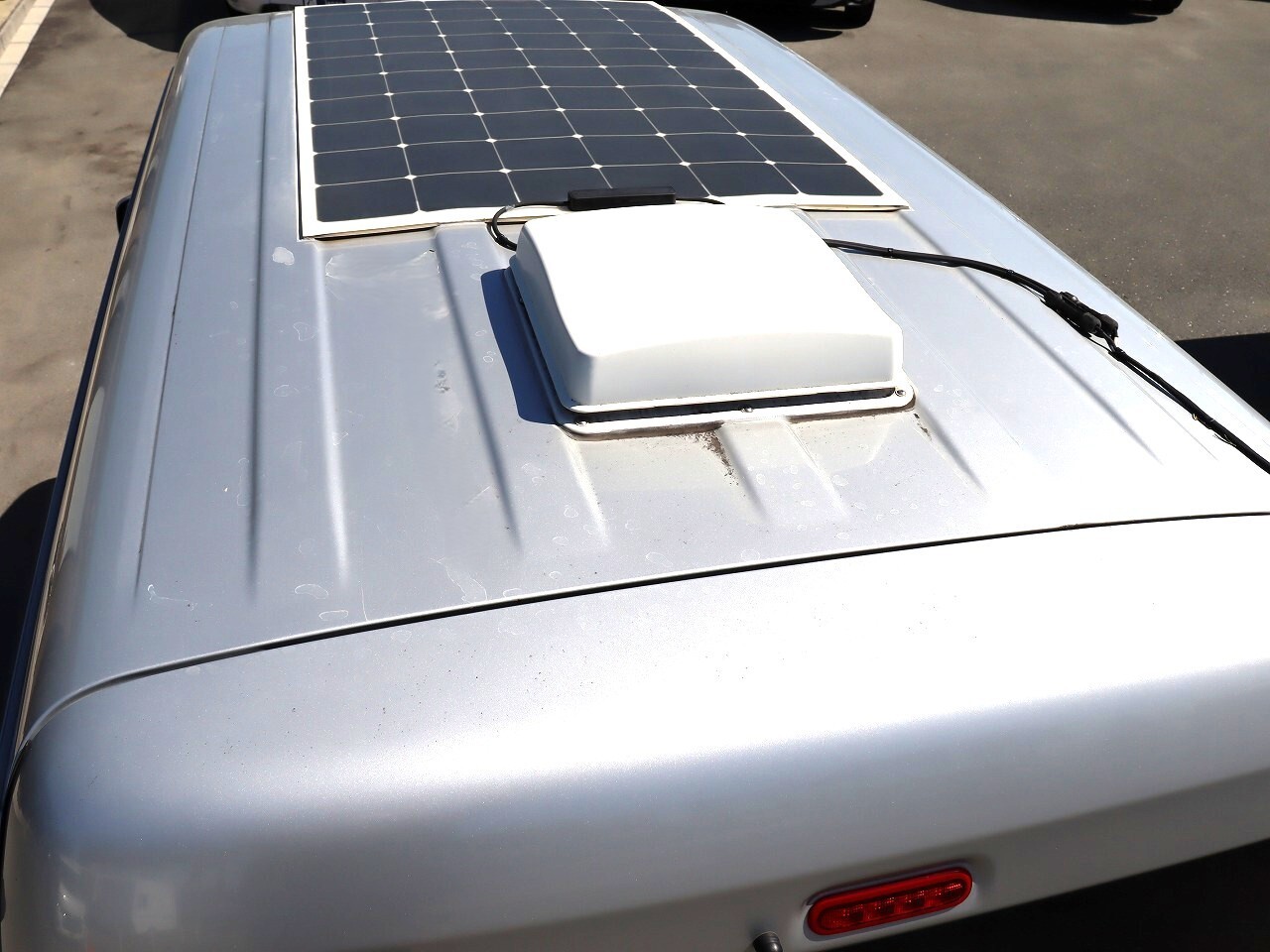 キャンピングカー軽キャンパー