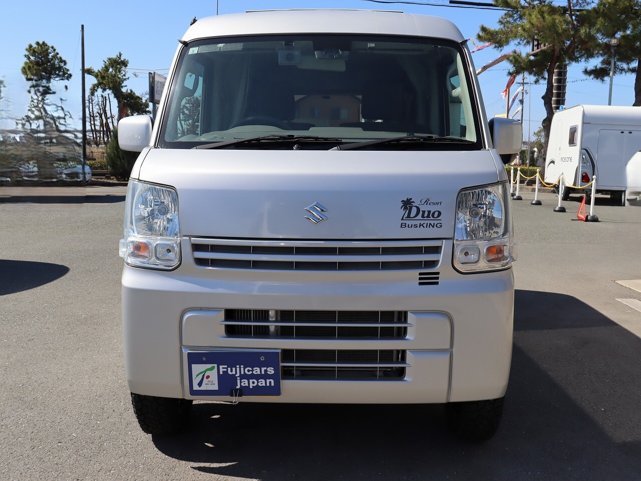 キャンピングカー軽キャンパー