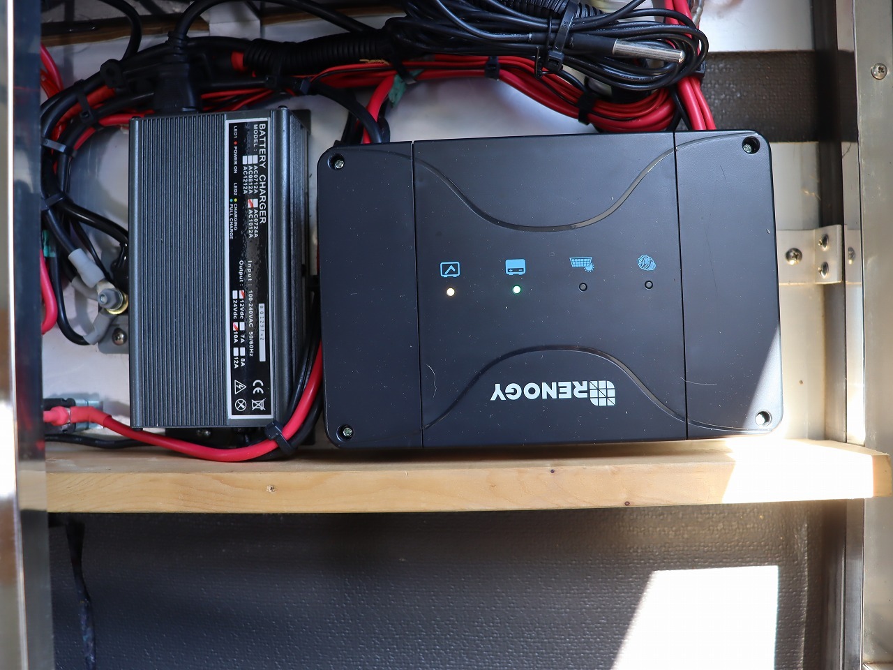 キャンピングカー軽キャンパー