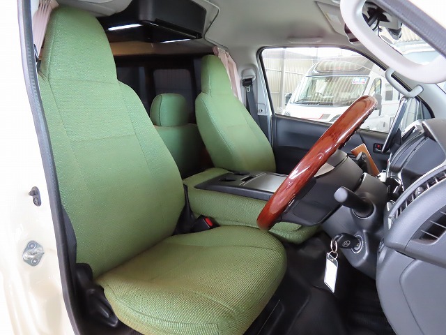 キャンピングカーバンコン