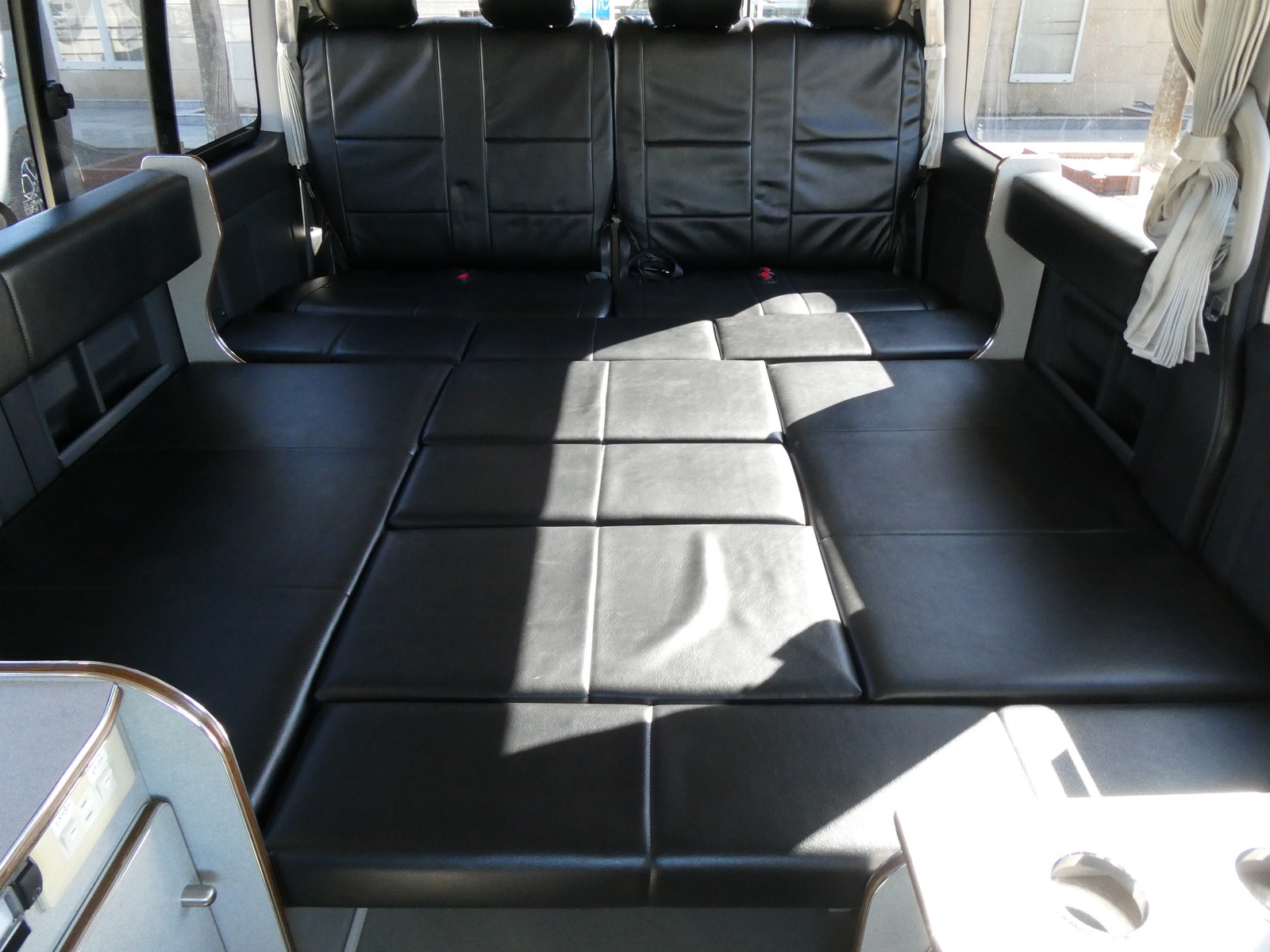 キャンピングカーバンコン