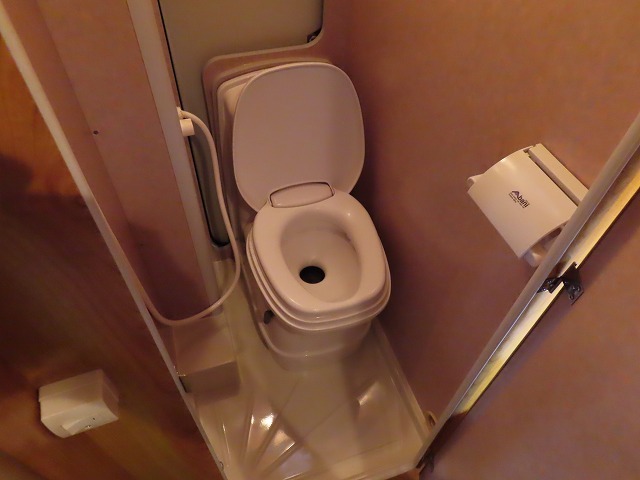 キャンピングカーキャブコン