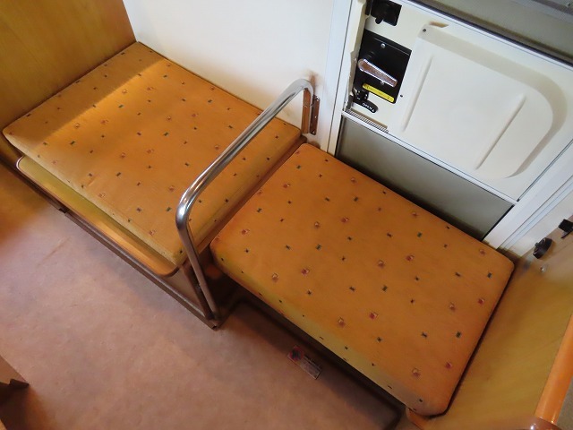 キャンピングカーキャブコン