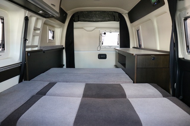 キャンピングカーバンコン