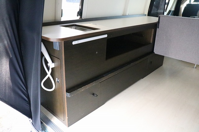 キャンピングカーバンコン