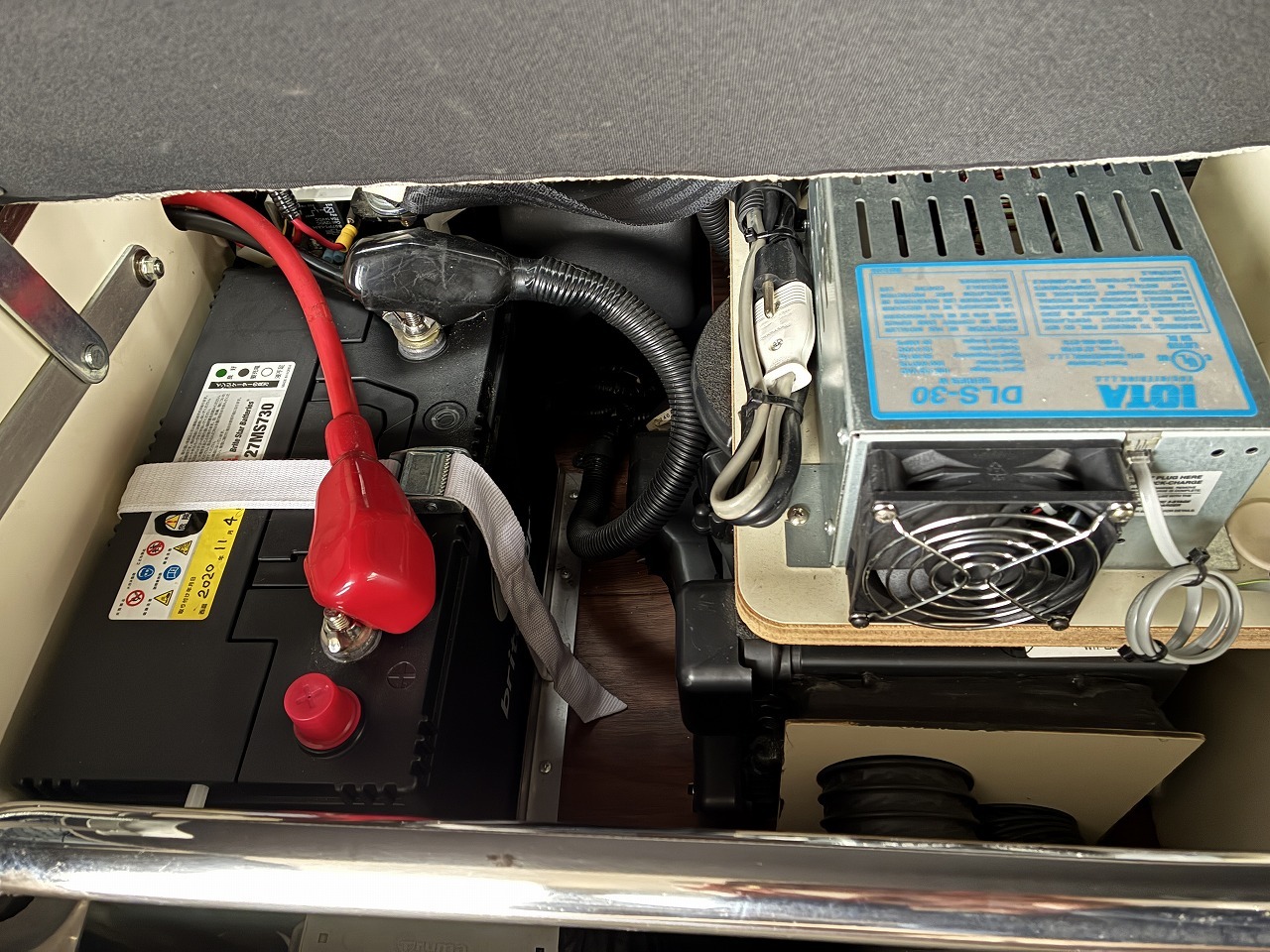 キャンピングカーバンコン