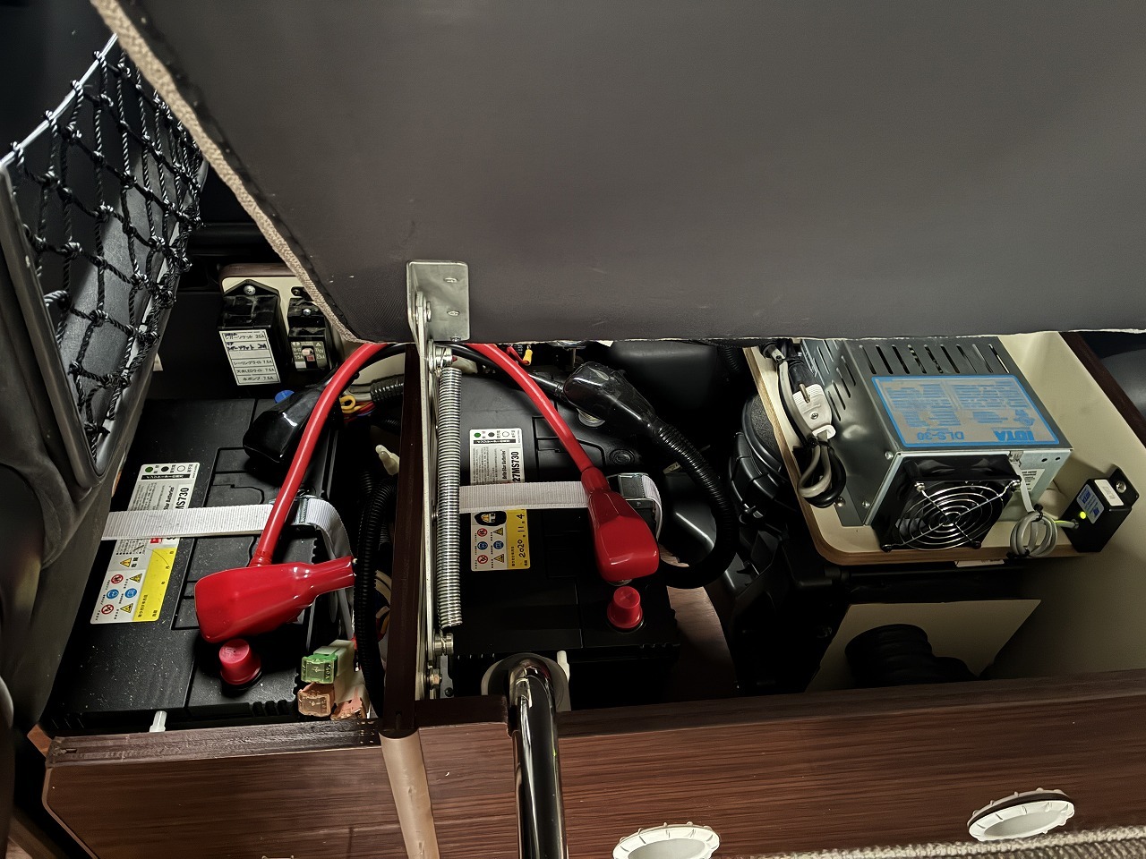 キャンピングカーバンコン