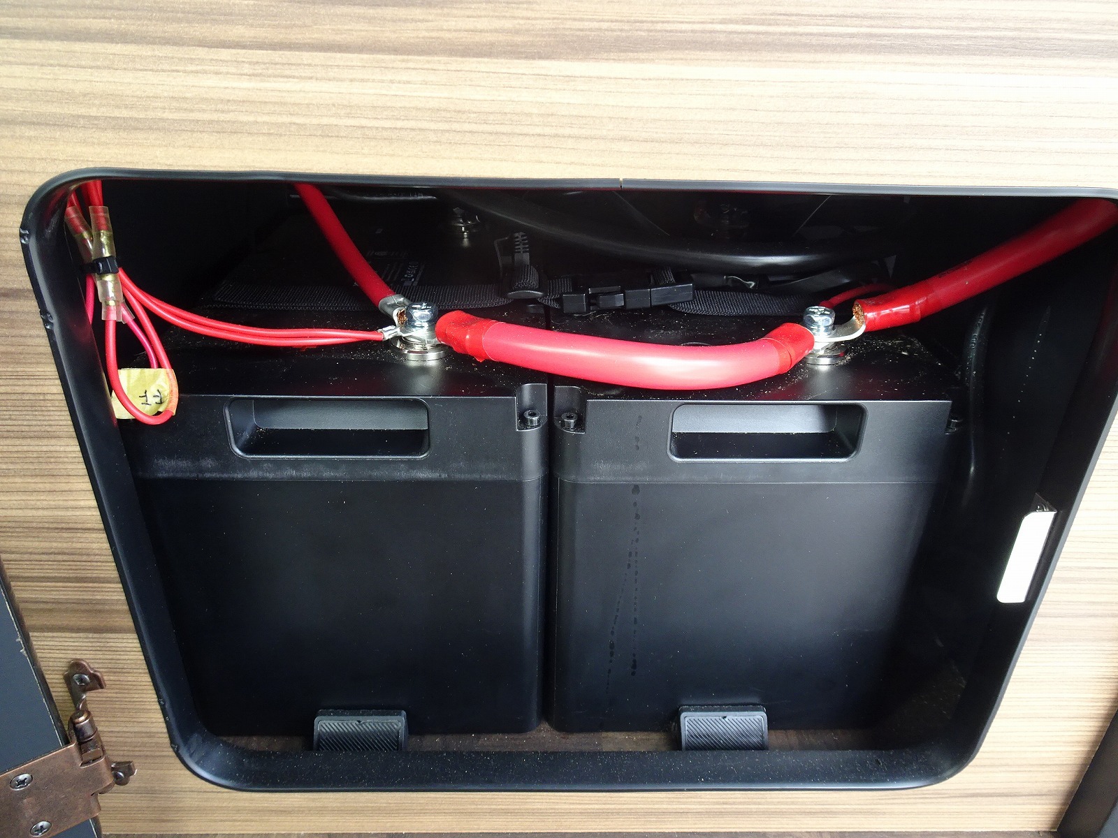 キャンピングカーバンコン