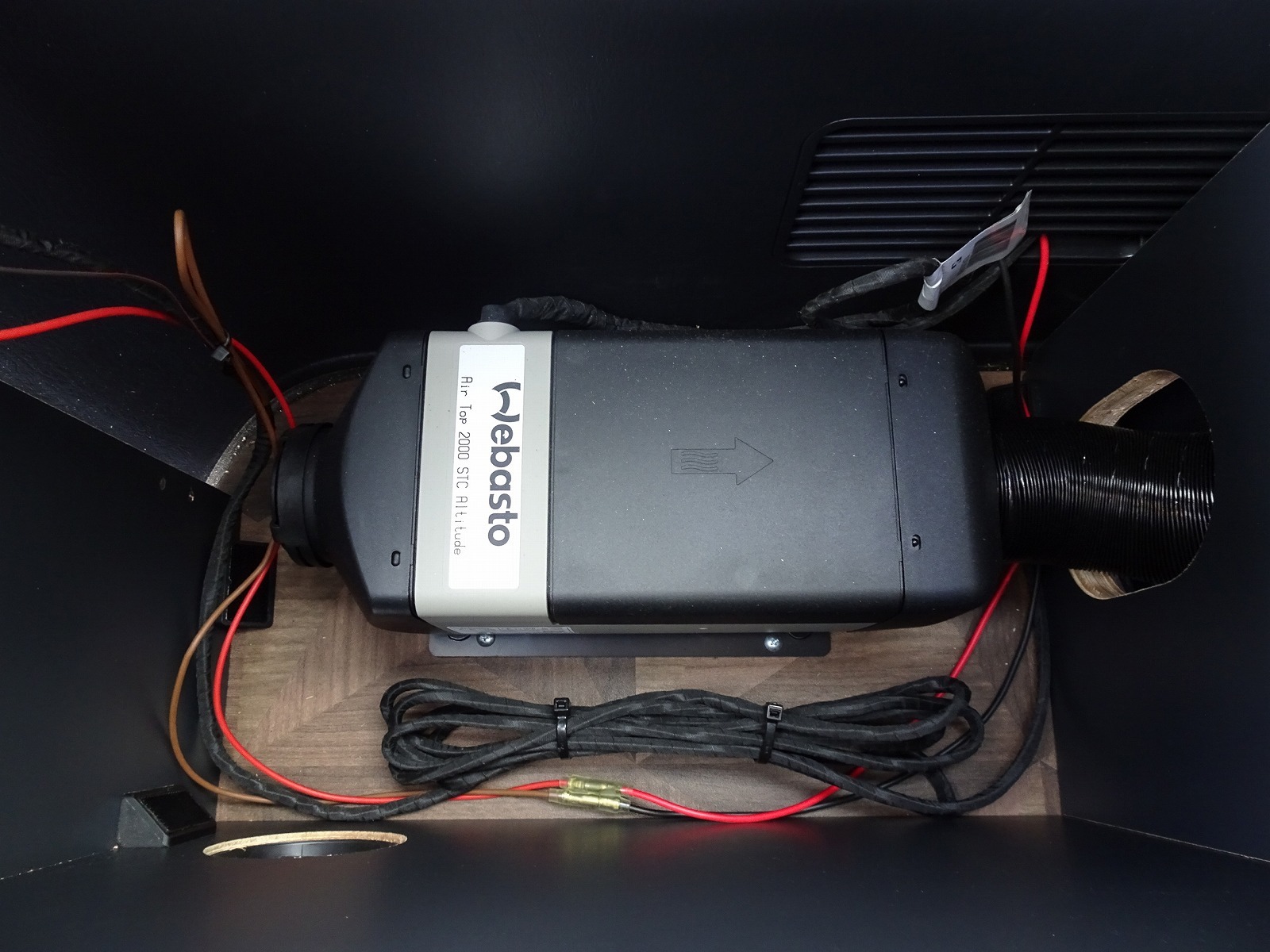 キャンピングカーバンコン