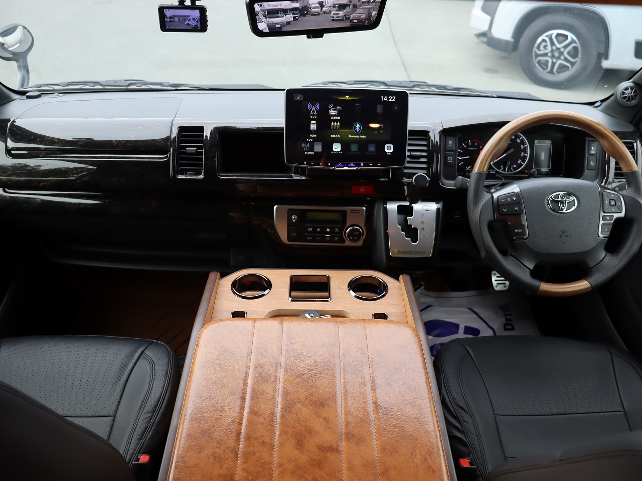 キャンピングカーバンコン