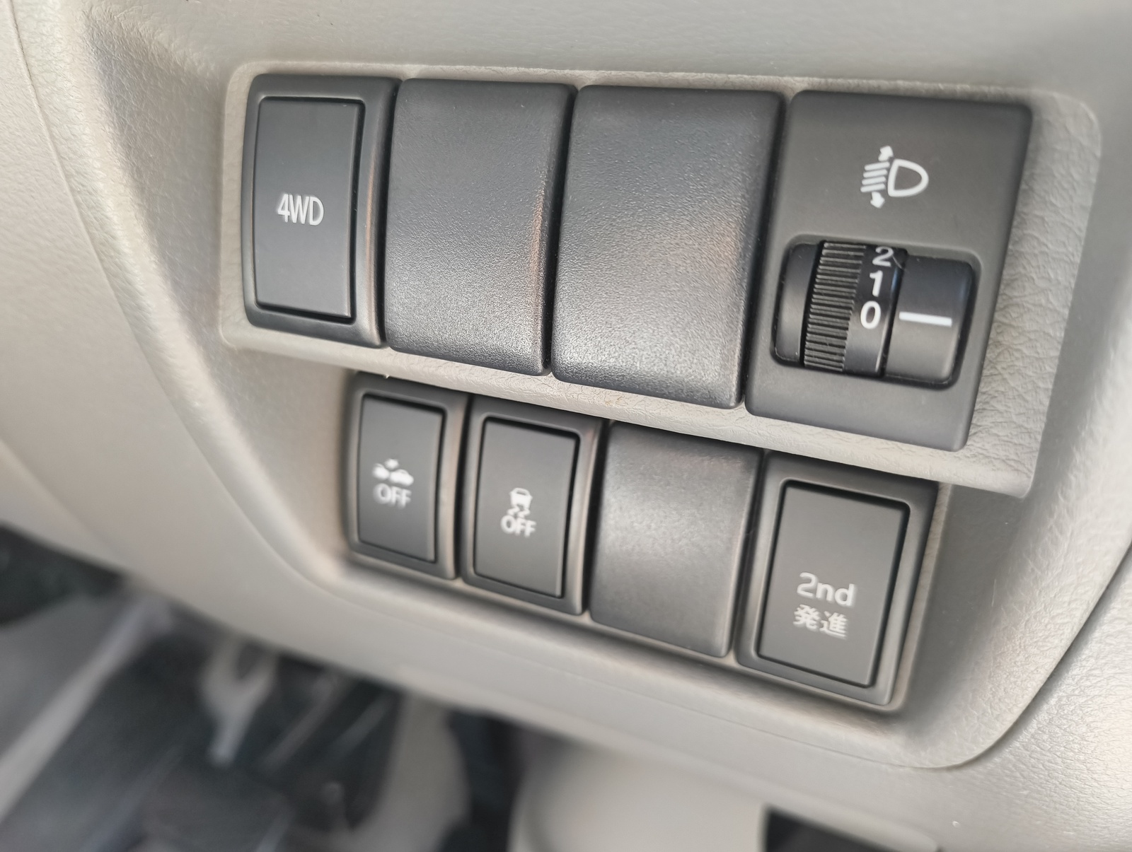 キャンピングカー軽キャンパー