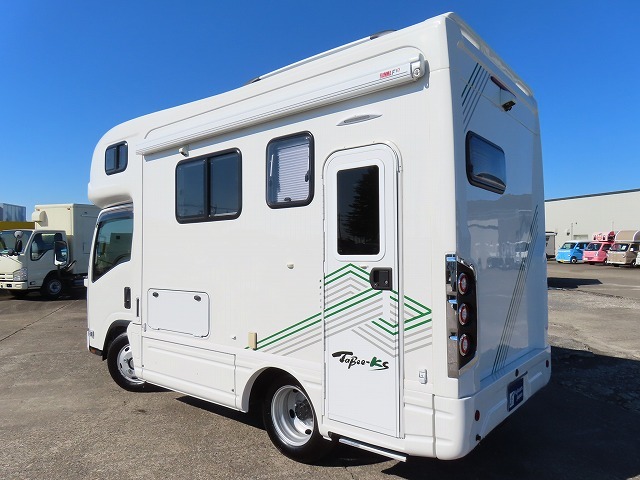 キャンピングカーキャブコン