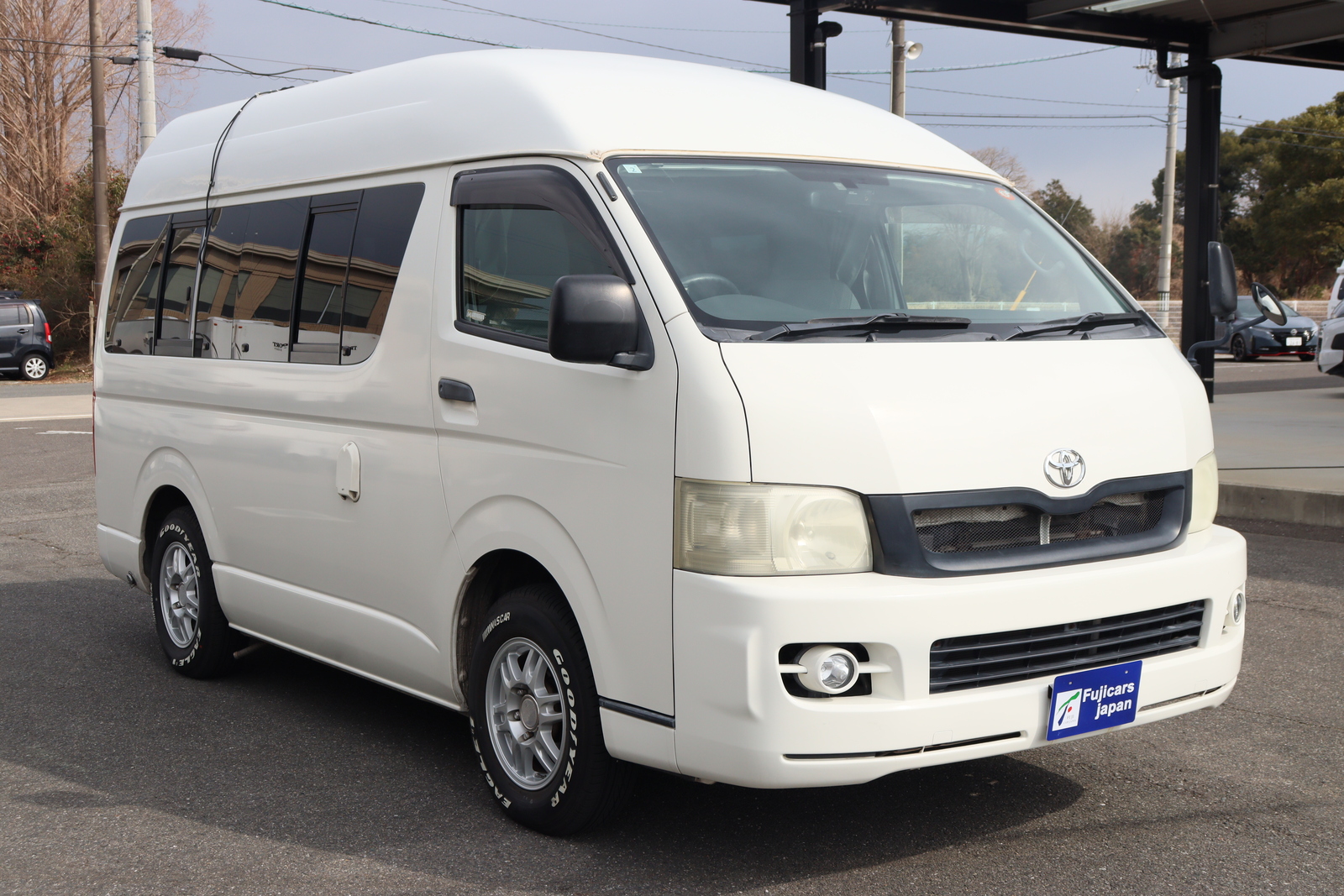 キャンピングカーバンコン