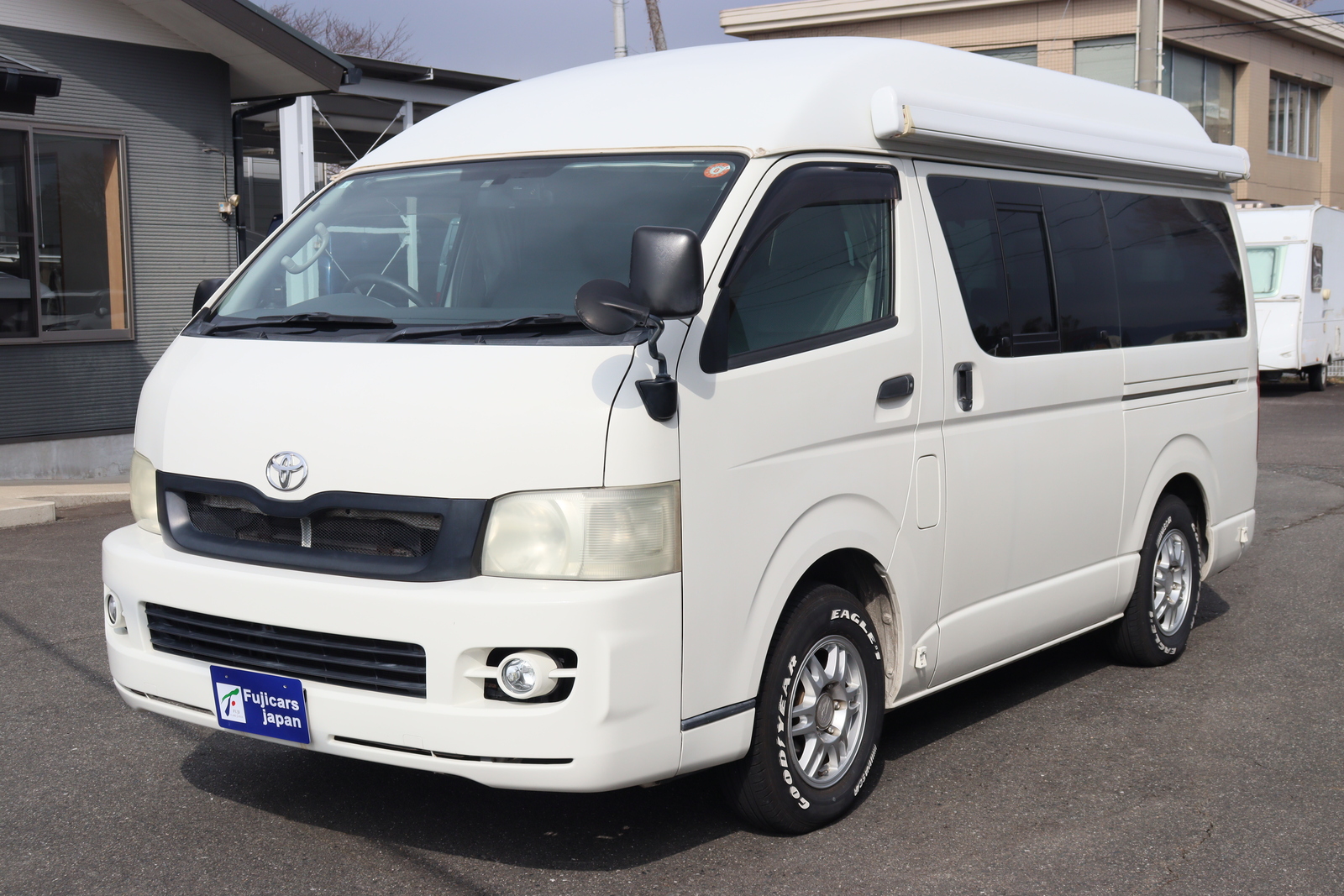 キャンピングカーバンコン