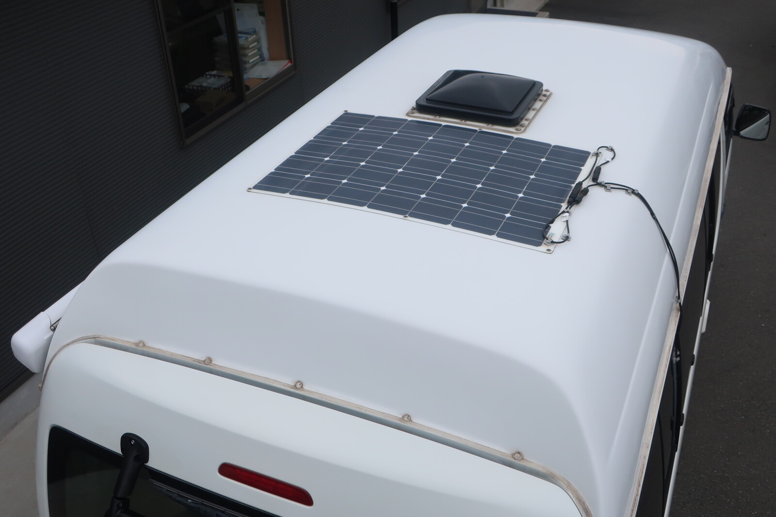 キャンピングカーバンコン