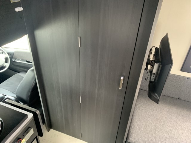 キャンピングカーキャブコン