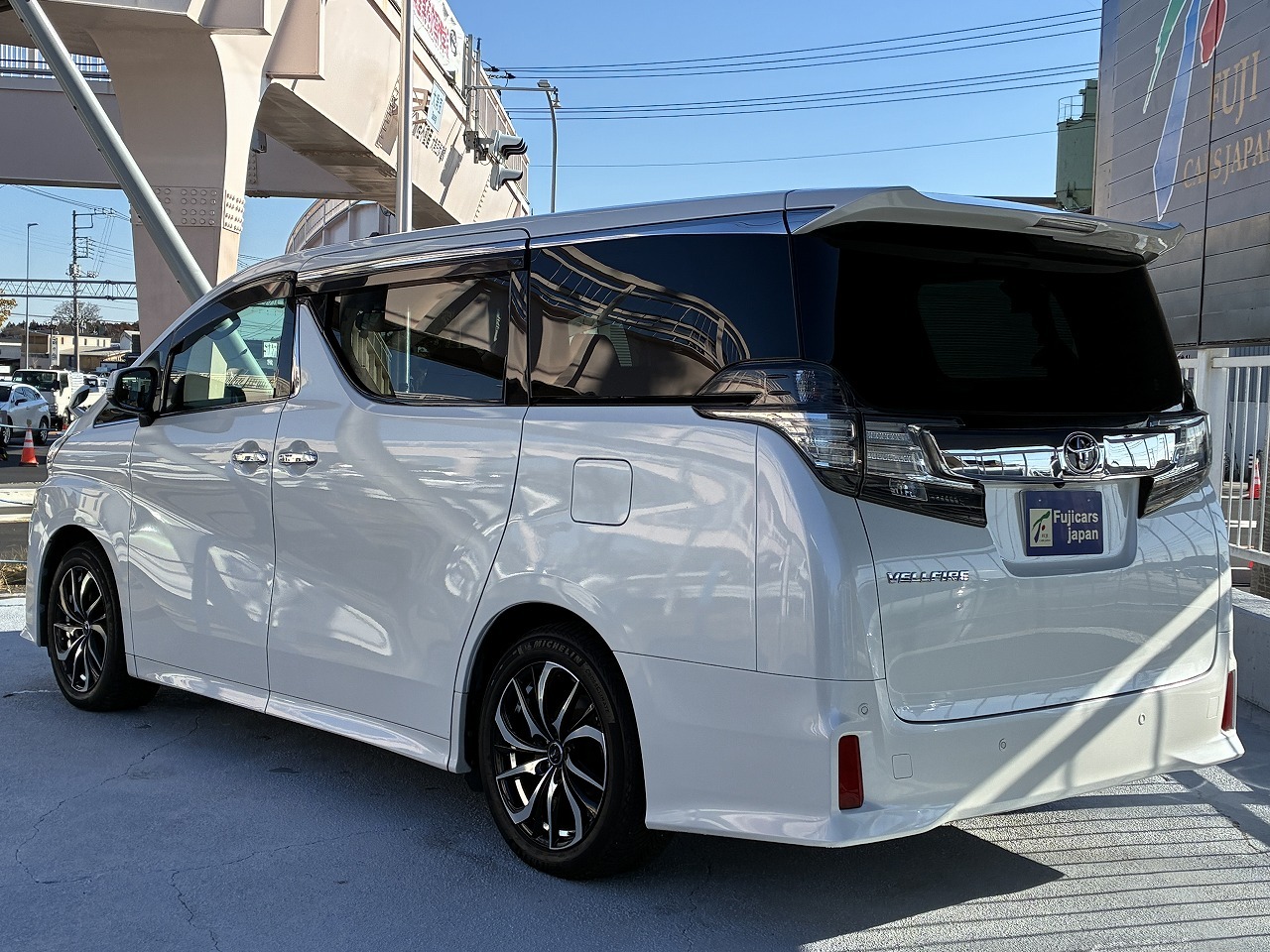 キャンピングカーバンコン