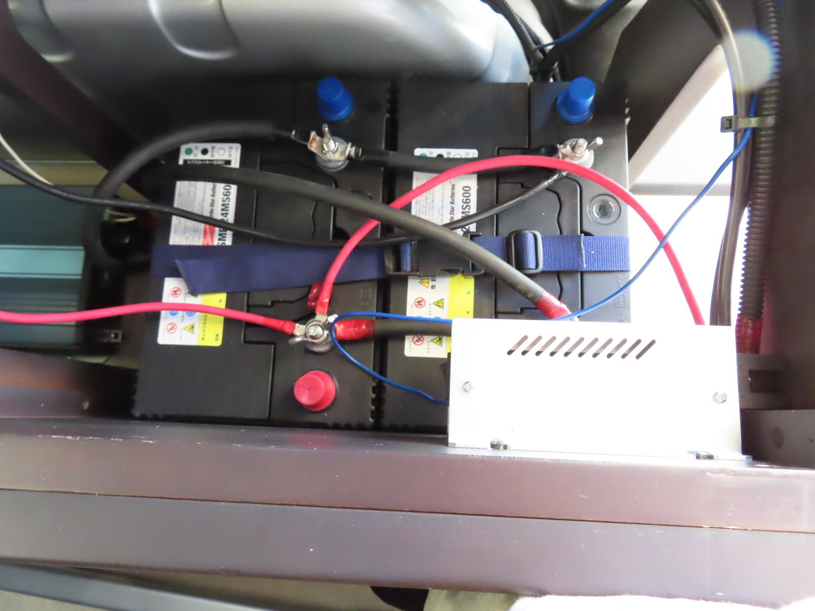 キャンピングカーバンコン