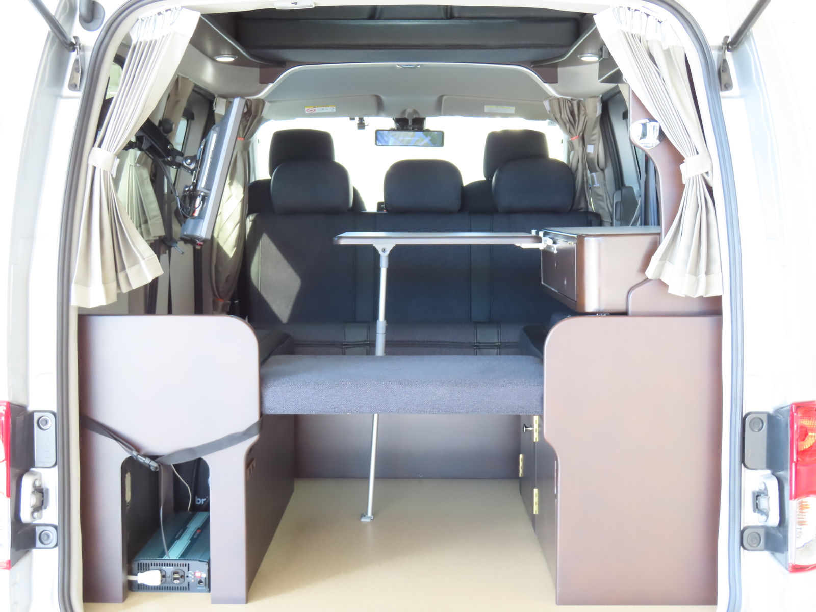 キャンピングカーバンコン