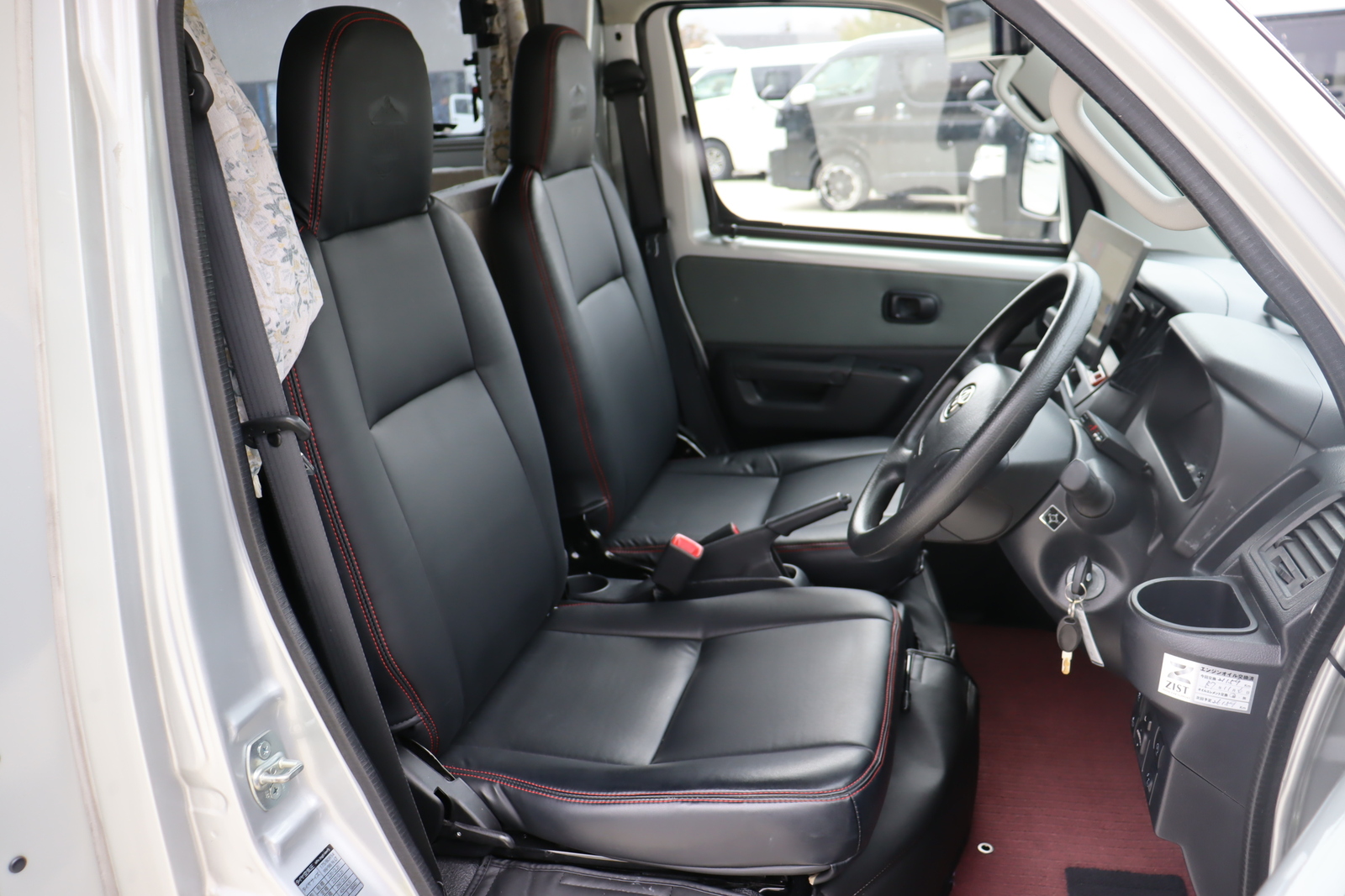 キャンピングカーキャブコン