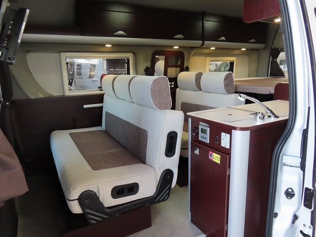 キャンピングカーバンコン